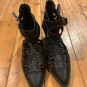 Forever21 Stylish Black Women's Shoes